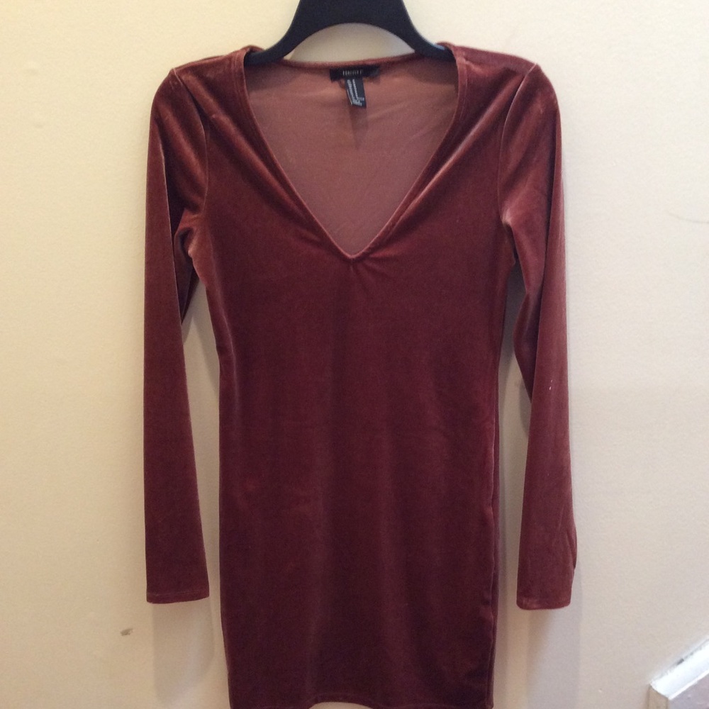 Forever21 velvet burgundy dress